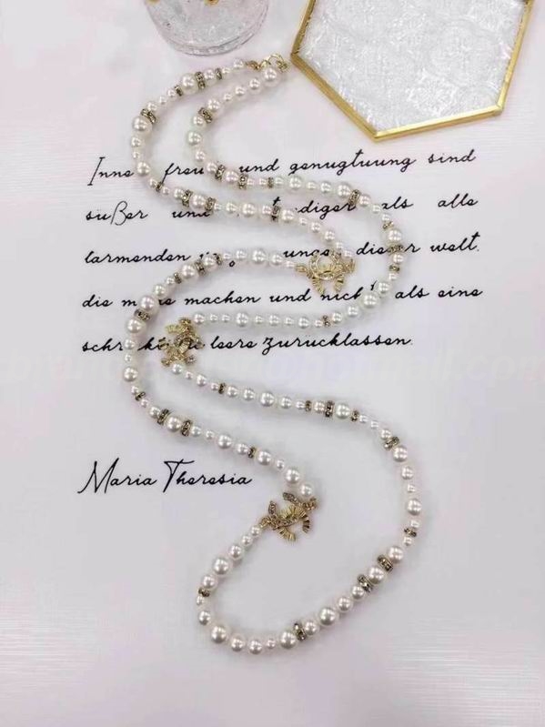 Chanel Necklaces 112